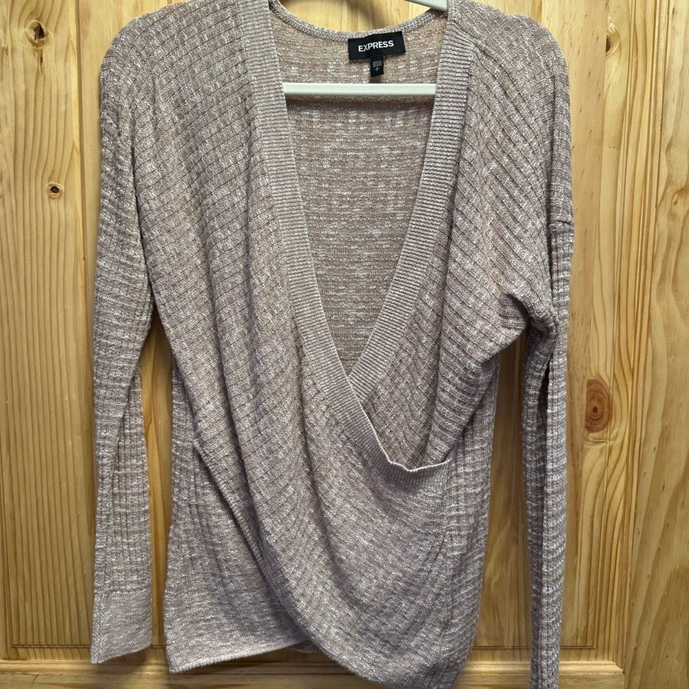 Express Women's Beige V-Neck Sweater